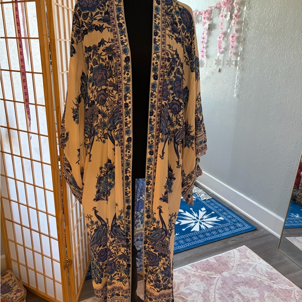 Bluebird print kimono